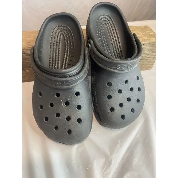 Unisex Genuine Kids Crocs- Black Classic Clog- Says J 3‎ On The Bottom