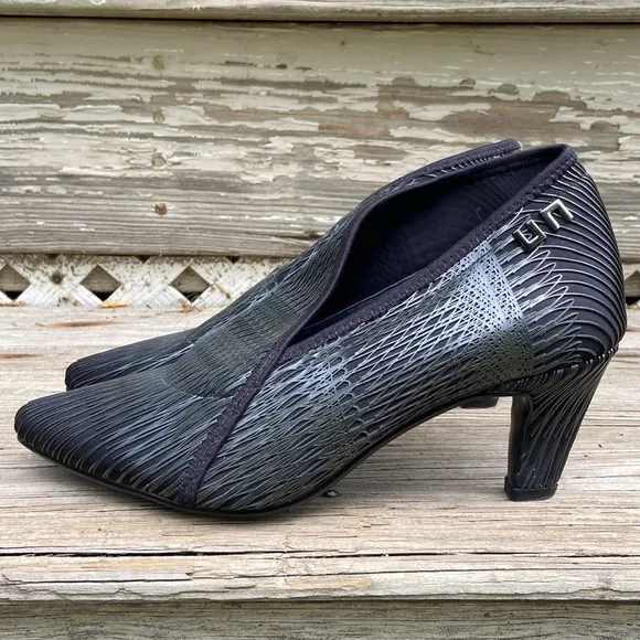 UNITED NUDE Fold Lite Mid Heel Bootie Women’s Size 9