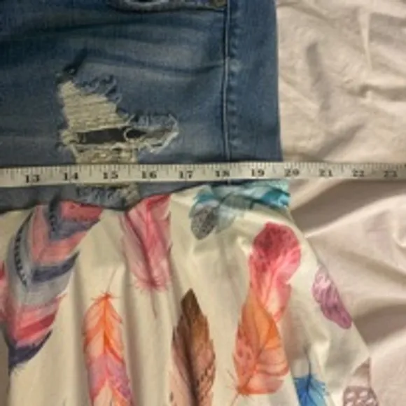 Upcycled Torrid Sharkbite Denim Skirt 18R Blue White Feather Print