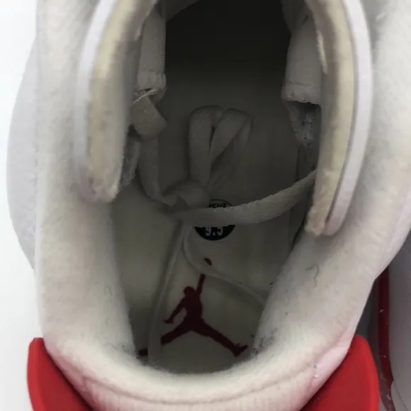 USED Men’s Air Jordan 6 Retro ‘Red Oreo’ (2022) CT8529-162 No Box