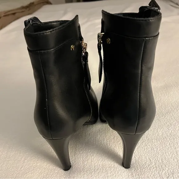 Valdini Leather Ankle Boots Size 7