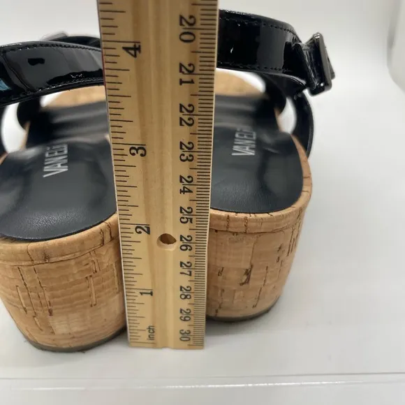Vaneli Women's Black Sandals