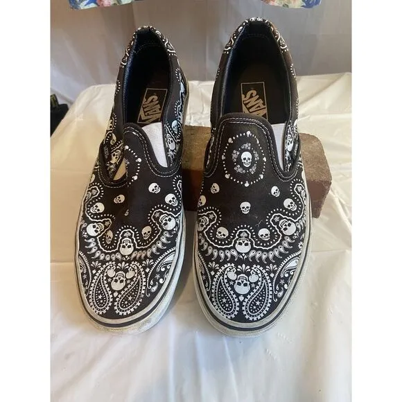 VANS Bandana Classic Slip-On Skate Shoes‎ Sneaker Skull VN0A33TBD9S Men 10-W 8.5