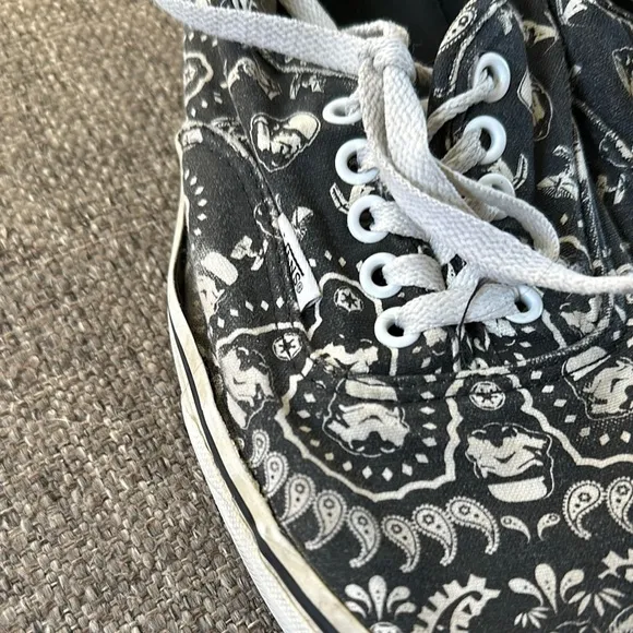 Vans Black and White Star Wars Patterned Men's Shoes Size 10