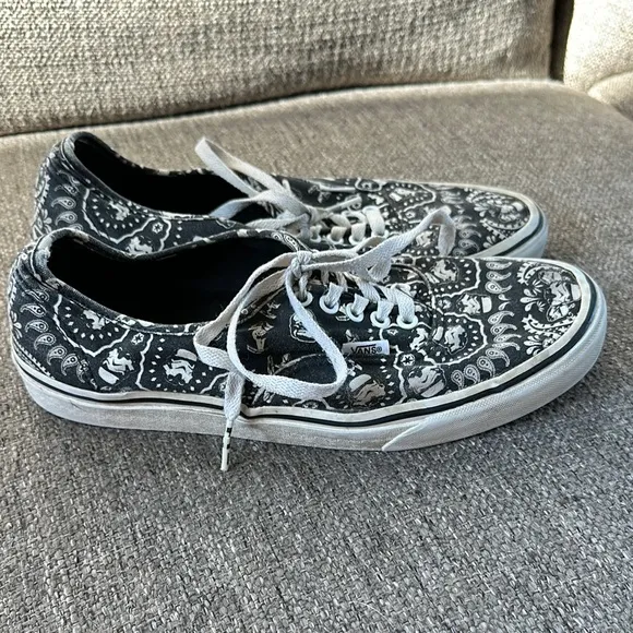 Vans Black and White Star Wars Patterned Men's Shoes Size 10