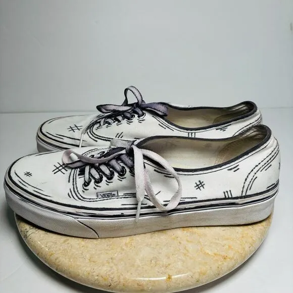 Vans Lace up Custom Cartoon 2D‎ Comic Book Shoes Mens sz 9 W 10.5 Canvas Sneaker