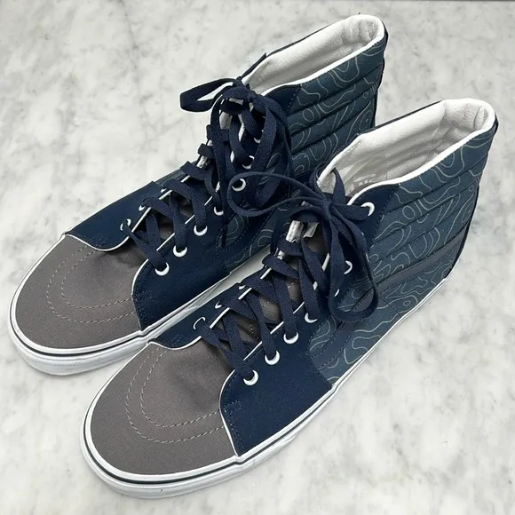 VANS • Men’s Customs Blue Skull Sk8 Skate Hi Top Sneaker Shoes