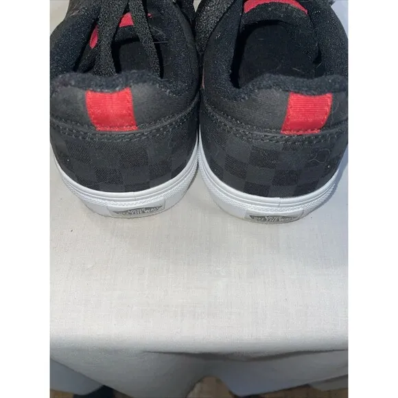 Vans Men’s Skateboard Shoes Size 8 M Black Checkerboard Athleisure Athletic