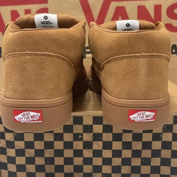Vans Men's Tan Suede Sneakers Zahba MidBrown/GumVN000CBSB7G