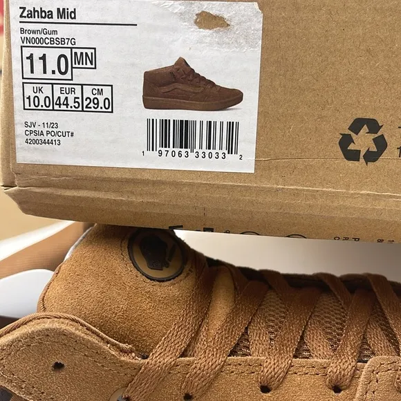 Vans Men's Tan Suede Sneakers Zahba MidBrown/GumVN000CBSB7G