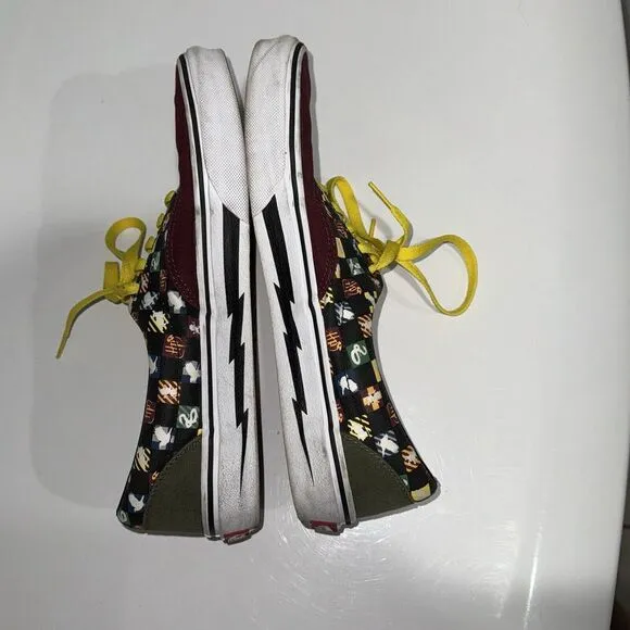 Vans Off The Wall Custom Harry Potter Men 9.5 Women 11 Lightening Bolt Quidditch