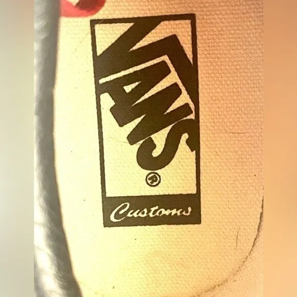 Vans Old School Custom Shoes New Size 8 Women with Extra Laces​​
