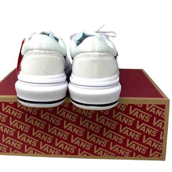 VANS Old Skool Overt CC Shoes Platform White Canvas Suede Men's Low VN0A7Q5EWHT