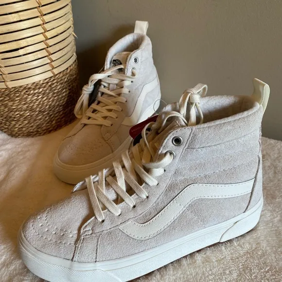 Vans Sk8-Hi MTE Sneakers Women 7/ Men 5.5