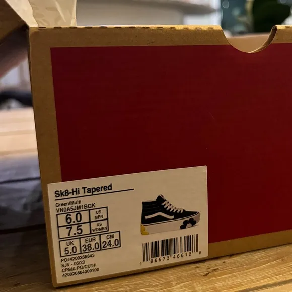 Vans Sk8 hi stackform - platform OSF / 7.5 BRAND NEW IN BOX (Green with flowers)