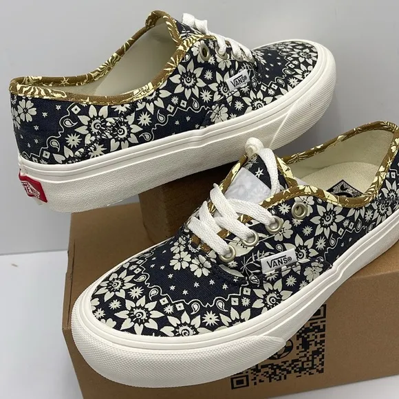 Vans WMNS Floral Black White Sneakers Authentic Vr3Trippy Floral Asphalt/Mar