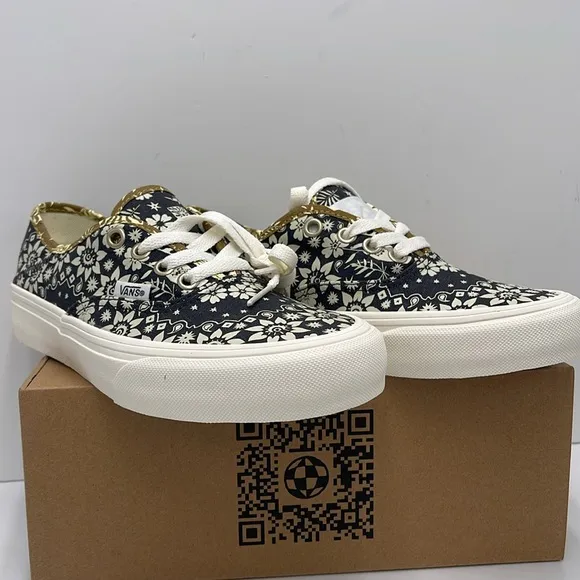 Vans WMNS Floral Black White Sneakers Authentic Vr3Trippy Floral Asphalt/Mar