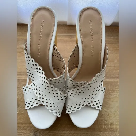 Veronica Beard Gaynor Platform Leather Sandals in White Size 8