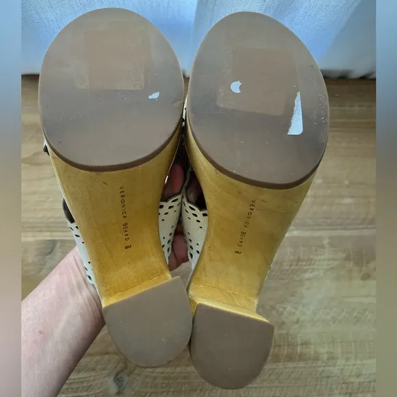 Veronica Beard Gaynor Platform Leather Sandals in White Size 8