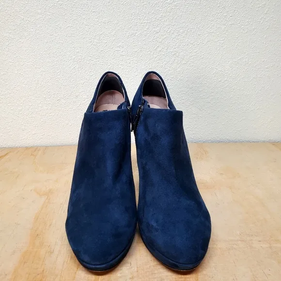 Vince Camuto Blue Elvin Platform Suede Heels Size 8.5