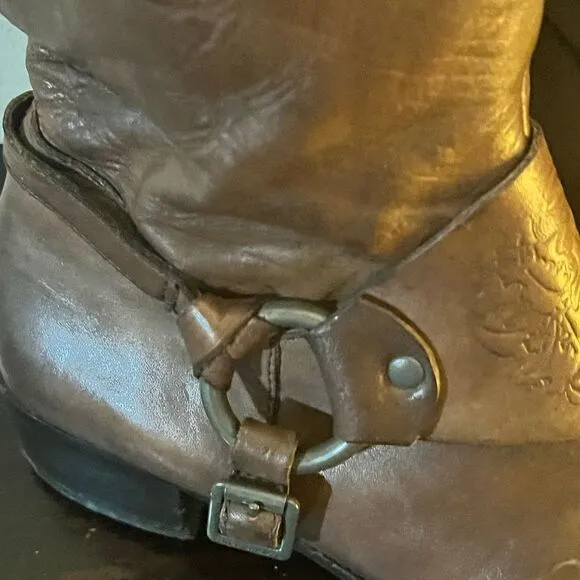 Vince Camuto brown leather riding boots: true countryside chic