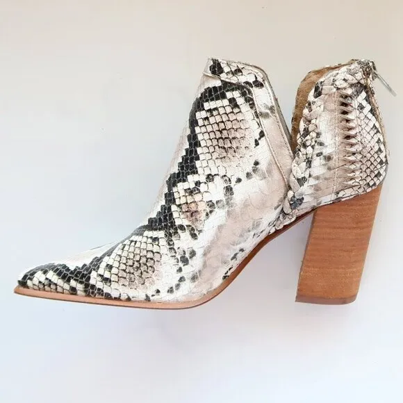 Vince Camuto Delsimba Neutral Snakeskin Leather Block Heel Ankle Boots Booties