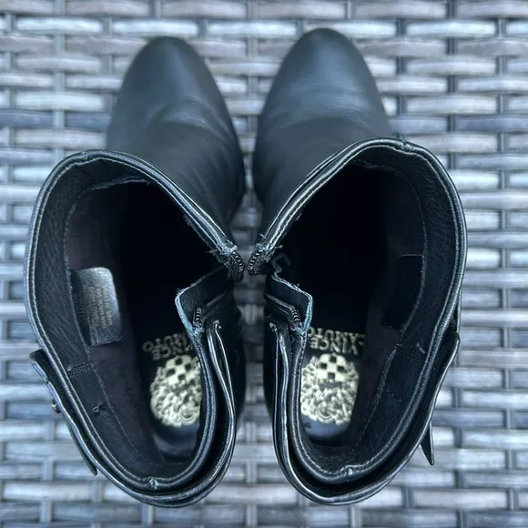 VINCE CAMUTO Faythe Black Pebbled Leather Layered Ankle Booties