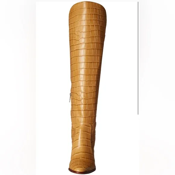 Vince Camuto Palley Cashew Crocodile Size 8.5