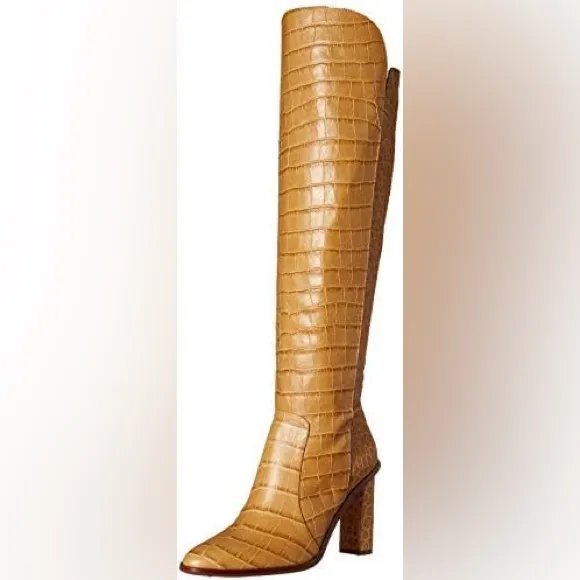 Vince Camuto Palley Cashew Crocodile Size 8.5