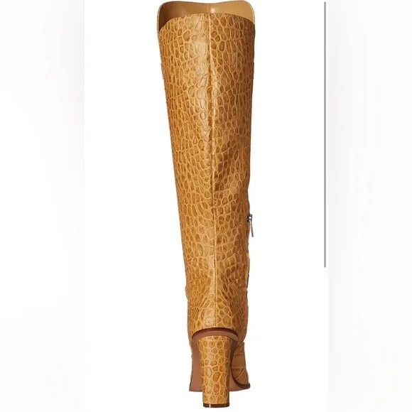 Vince Camuto Palley Cashew Crocodile Size 8.5