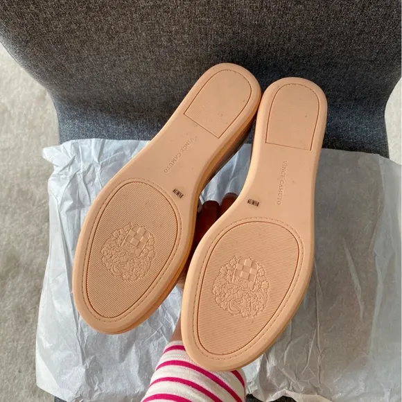 VINCE CAMUTO Slip On Wedge Sandals