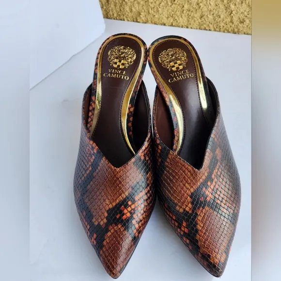 Vince Camuto Women's Bridget Animal Print Pointed Toe Leather Mules Size 6