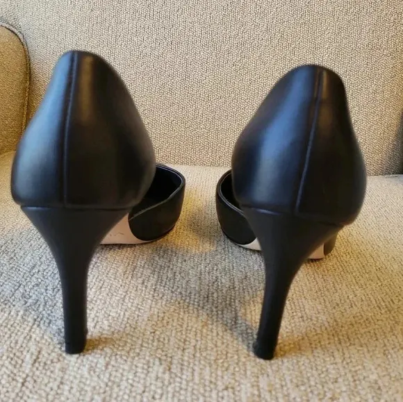 Vince Tiana Classic Chic Leather Square Toe Business Casual Black Pumps(7.5)