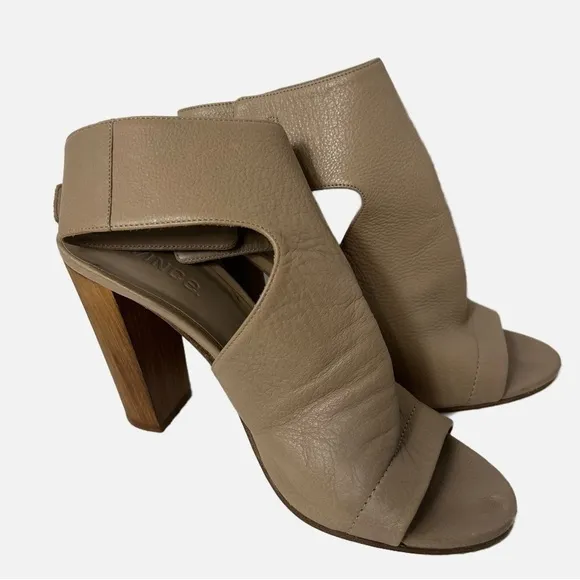 Vince. Women’s Shoes 8.5M Bootie Sandals Open Toe Wood Heel Italy Strappy Boho