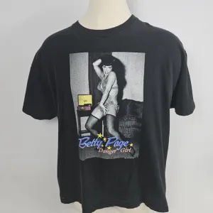 Vintage 2001 Betty Page Danger girl Delta tshirt size 2XL