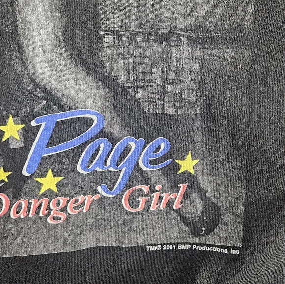 Vintage 2001 Betty Page Danger girl Delta tshirt size 2XL