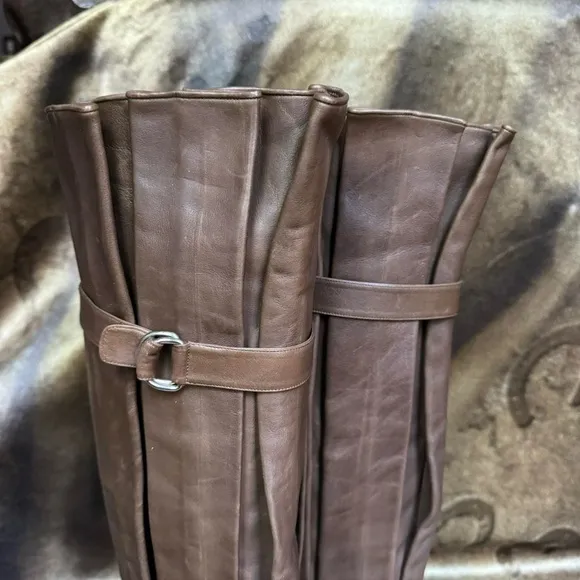 Vintage 70s avant garde mod olive brown leather slouch pleated boots size 38.5