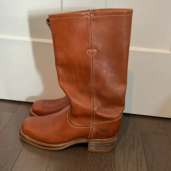 vintage 70s Levis Campus boots distressed brown leather 1970