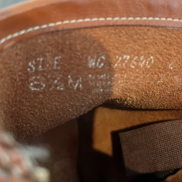 vintage 70s Levis Campus boots distressed brown leather 1970