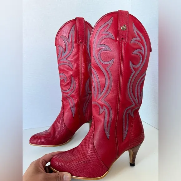 Vintage 80s Jeenz Bootz Red Leather Heel Cowboy Cowgirl Boots Size 7.5 *Flaws