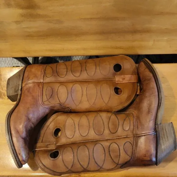 Vintage Acme western brown boots size 10
