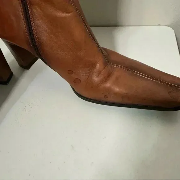 Vintage Aldo made in Poland leather cognac booties y2k glam western  39