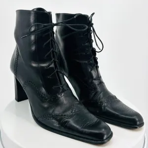 Vintage Ann Taylor Made in Italy Wing Tip Leather High Heel Lace Up Ankle Boots
