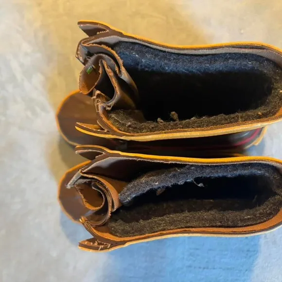 Vintage Brown and red leather duck boots