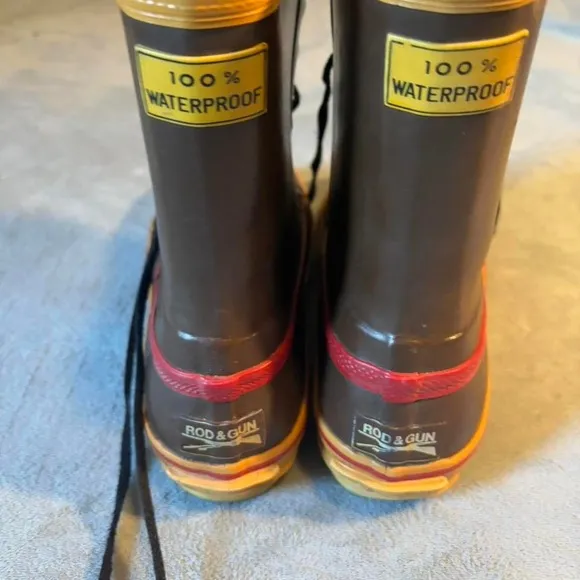 Vintage Brown and red leather duck boots