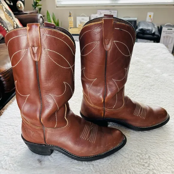 Vintage Brown Genuine Leather Western Cowboys Boots size 8.5 D