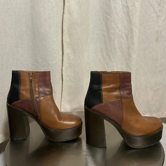 Vintage Brown Leather Ankle Boots