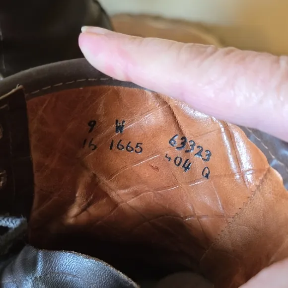 Vintage Brown Leather Hunting/ Work Boots 9W
