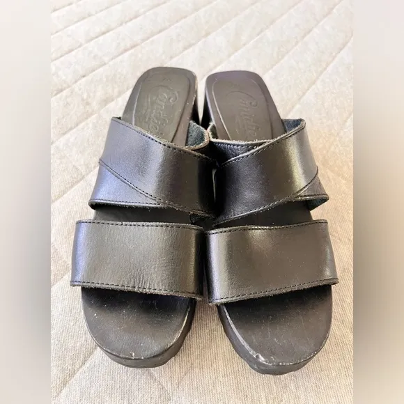 Vintage Candie’s Sz 7.5 Black Clog Platform Sandals w Rugged Sole