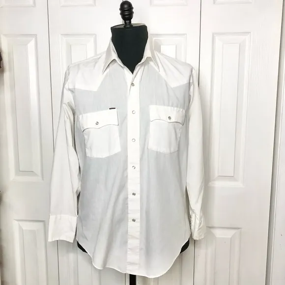 Vintage Chute #1 white western wear pearl snap shirt, very snazzy!